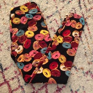 RARE LuLaRoe Donut OS leggings!